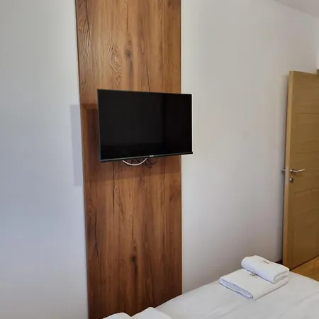 Royal Garden Centar *