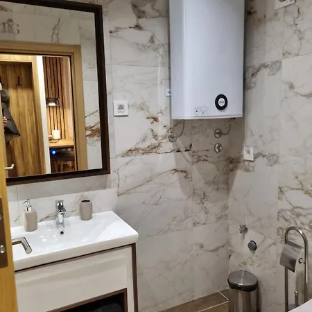 Appartamento Royal Garden Centar *