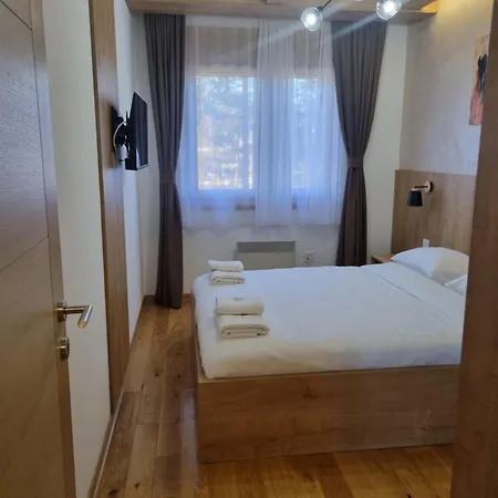 Royal Garden Centar Appartamento