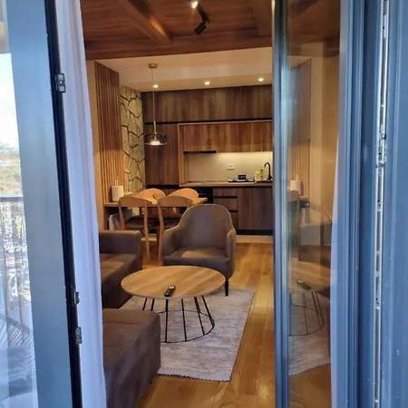 Royal Garden Centar Appartamento Zlatibor