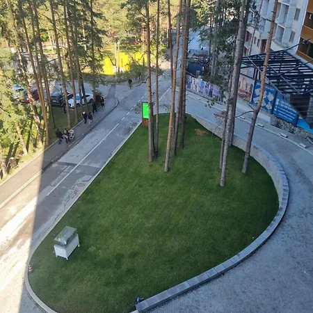 Royal Garden Centar *