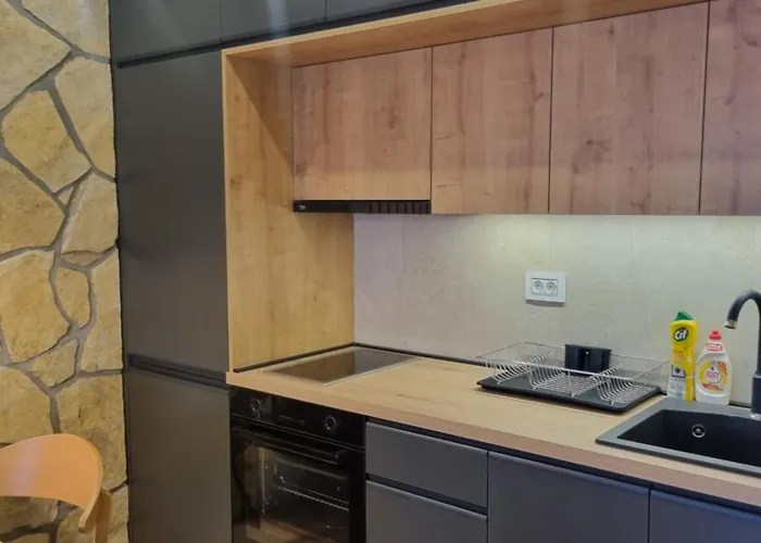 Royal Garden Centar * Ζλάτιμπορ